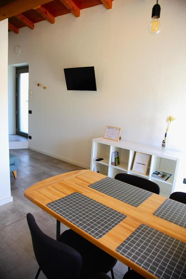 Our Happy Place - Casa Vacanze Per Il Viaggiatore Slow Mandello del Lario Exterior foto