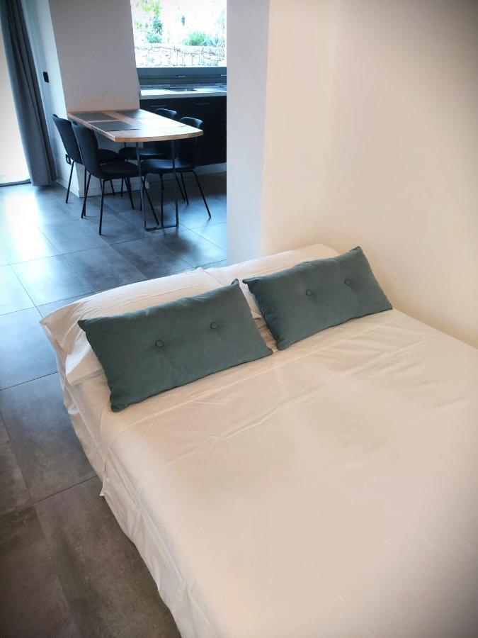 Our Happy Place - Casa Vacanze Per Il Viaggiatore Slow Mandello del Lario Exterior foto